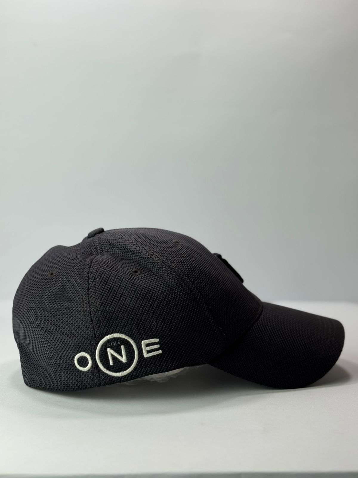 Original Nike Tiger Woods TW Fitted Flex Fit Golf Hat Cap Black Unisex
